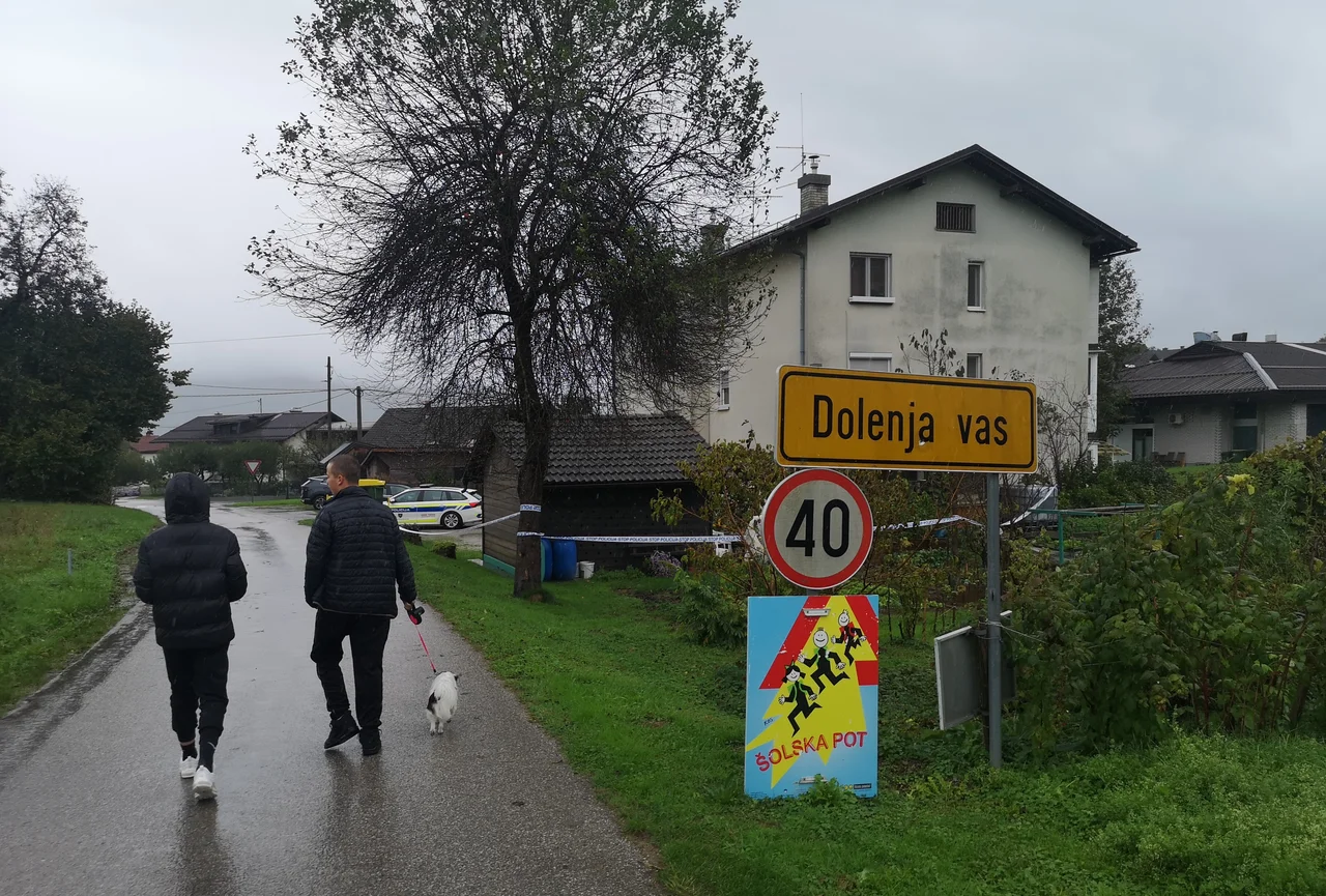 Darko umoril mamo in psičko, v zapor mu ne bo treba Darko umoril mamo in psičko, v zapor mu ne bo treba