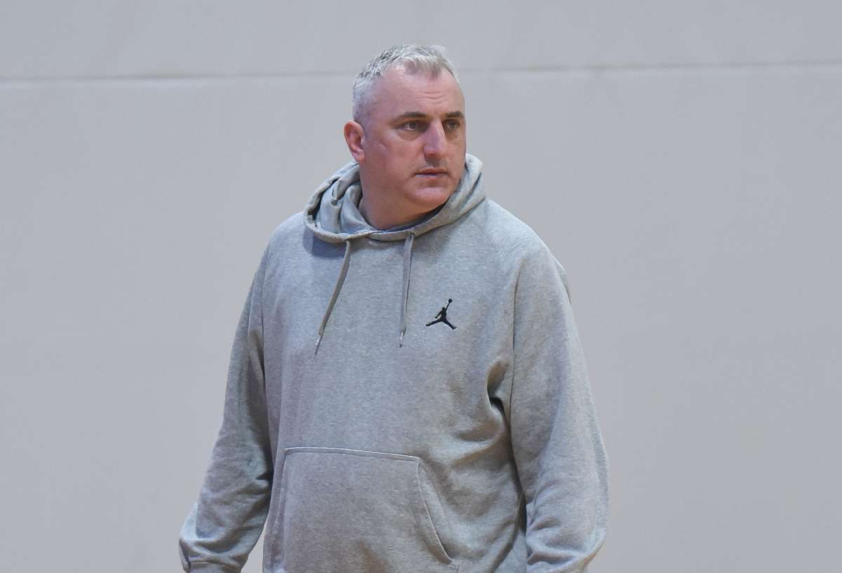 Predsednik KK Bosne: “Gremo v ‘vojno’ v Slovenijo. Saj tam vsaka vojna traja 40 minut.” Predsednik KK Bosne: “Gremo v ‘vojno’ v Slovenijo. Saj tam vsaka vojna traja 40 minut.”