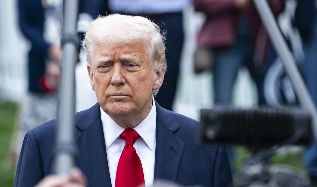 Trump pozval Indijo in Pakistan k zaustavitvi spopadov